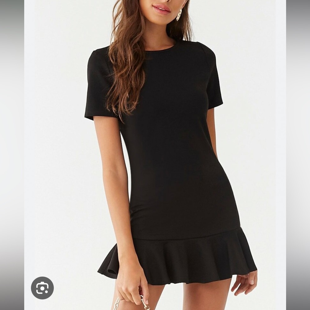 NWOT Forever 21 Black Short Sleeve Ruffle Hem Mini Dress Size Large